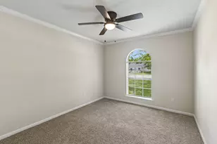 7440 Beckwood Dr, Fort Worth, TX 76112 - Photo 17
