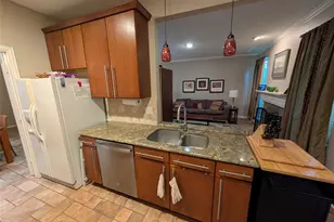 8655 Brittania Ct, Dallas, TX 75243 - Photo 3
