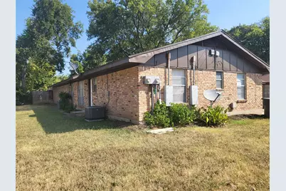 1503 E Wells Avenue, Sherman, TX 75090 - Photo 1