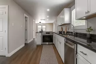 114 Owens Ln, Denton, TX 76209 - Photo 3