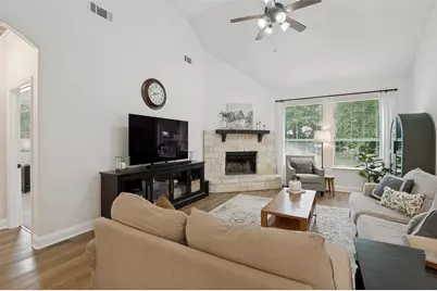107 Meadow View Drive, McKinney, TX 75071 - Photo 9