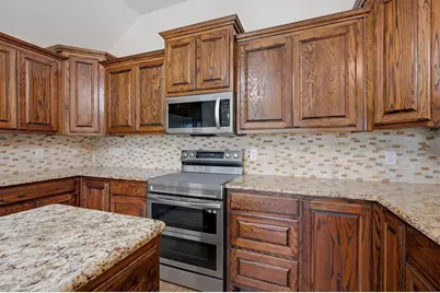 806 Birch Circle, Van Alstyne, TX 75495 - Photo 17