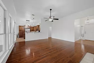 806 Birch Cir, Van Alstyne, TX 75495 - Photo 9