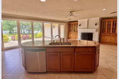 4146 Shore Front Drive, Fort Worth, TX 76135 - Photo 5