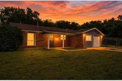 300 Coury Road, Everman, TX 76140 - Photo 3