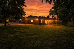 300 Coury Rd, Everman, TX 76140 - Photo 29