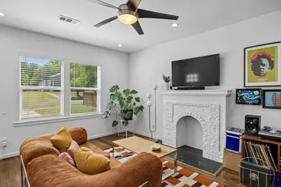 1008 S Oak Cliff Boulevard, Dallas, TX 75208 - Photo 3
