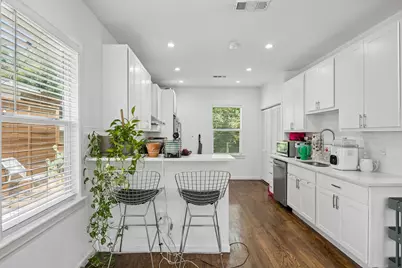 1008 S Oak Cliff Boulevard, Dallas, TX 75208 - Photo 7