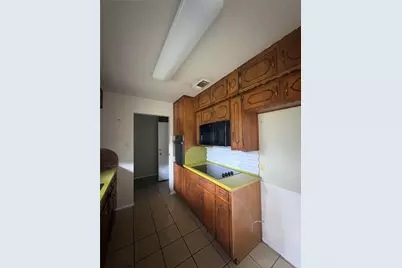 411 Bond Street, Hillsboro, TX 76645 - Photo 7