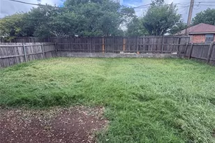411 Bond St, Hillsboro, TX 76645 - Photo 15