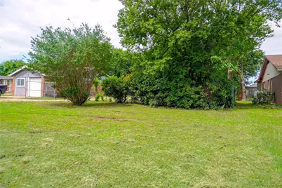 220 Coury Road, Everman, TX 76140 - Photo 5