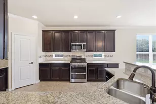 12001 Tobosa Cir, McKinney, TX 75071 - Photo 15