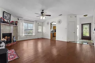 300 Comiskey Ct, Saginaw, TX 76179 - Photo 7