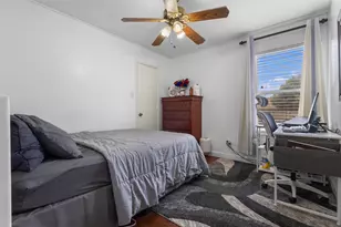 300 Comiskey Ct, Saginaw, TX 76179 - Photo 19