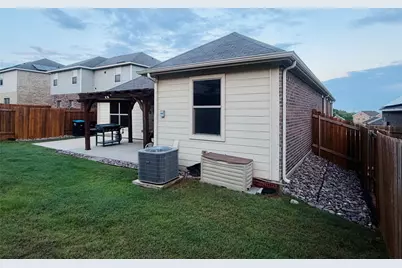 217 Bearman Drive, Fort Worth, TX 76120 - Photo 3