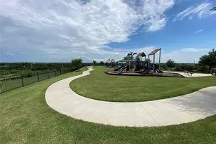 217 Bearman Dr, Fort Worth, TX 76120 - Photo 25