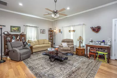 410 3rd Street, Whitesboro, TX 76273 - Photo 3