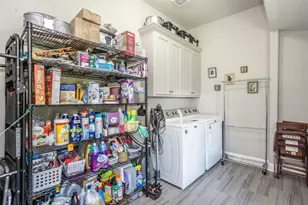 410 3rd St, Whitesboro, TX 76273 - Photo 11