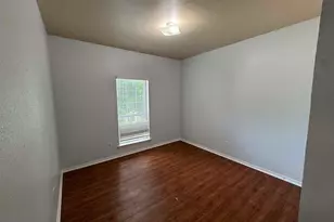 813 Betty Ct, Hurst, TX 76053 - Photo 11