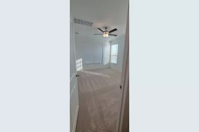 9901 Diamondhead Drive, Fort Worth, TX 76179 - Photo 5