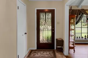 9033 Cherry Creek Pl, Woodway, TX 76712 - Photo 3