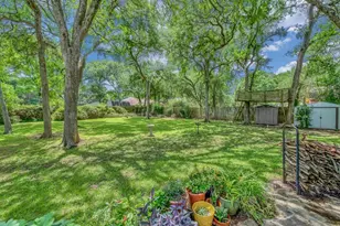 9033 Cherry Creek Pl, Woodway, TX 76712 - Photo 25