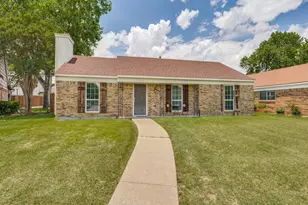 2705 Naples Dr, Garland, TX 75040 - Photo 3