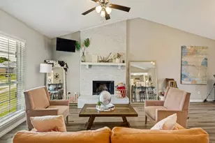 2705 Naples Dr, Garland, TX 75040 - Photo 7