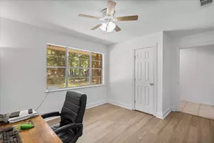 104 Royal Ln, Edgewood, TX 75117 - Photo 9