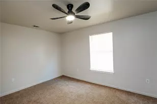 4514 Erath St, Fort Worth, TX 76119 - Photo 13