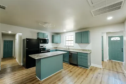 4514 Erath Street, Fort Worth, TX 76119 - Photo 3