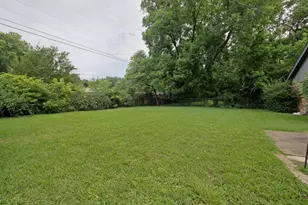 1419 Hillcrest Dr, Sherman, TX 75092 - Photo 25
