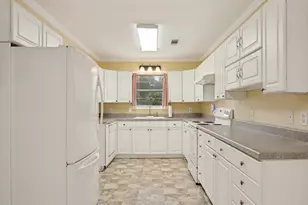1419 Hillcrest Dr, Sherman, TX 75092 - Photo 7