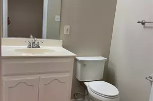 10921 Colonial Heights Ln, Fort Worth, TX 76179 - Photo 5