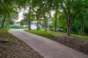 1529 Windchime Dr, Dallas, TX 75224 - Photo 25