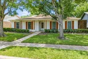 1907 Rambling Ridge Ln, Carrollton, TX 75007 - Photo 3