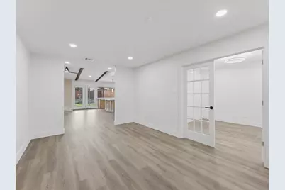 1907 Rambling Ridge Lane, Carrollton, TX 75007 - Photo 15