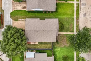 3120 Mayfair Dr, Carrollton, TX 75007 - Photo 9