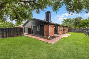 3120 Mayfair Dr, Carrollton, TX 75007 - Photo 9