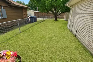 2633 Dove Meadow Dr, Garland, TX 75043 - Photo 13