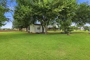 2421 Pecan Springs Rd, Cleburne, TX 76031 - Photo 33