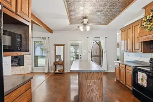 2421 Pecan Springs Rd, Cleburne, TX 76031 - Photo 15