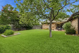 521 W Louella Dr, Hurst, TX 76054 - Photo 29