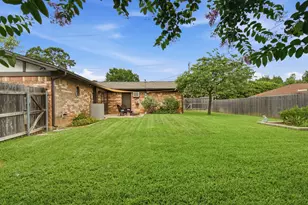 521 W Louella Dr, Hurst, TX 76054 - Photo 31
