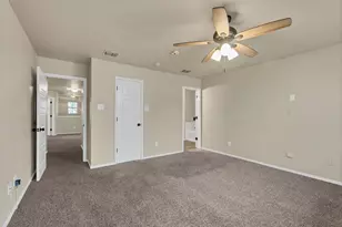 2917 Mayfair Ln, Lancaster, TX 75134 - Photo 17