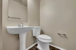 2917 Mayfair Ln, Lancaster, TX 75134 - Photo 9