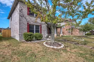 2917 Mayfair Ln, Lancaster, TX 75134 - Photo 7