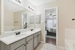 1016 Ridgetop Dr, Justin, TX 76247 - Photo 19