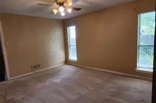 1201 Dandelion Dr, Garland, TX 75043 - Photo 11