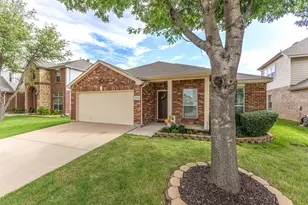 5824 Twilight Dr, Grand Prairie, TX 75052 - Photo 3